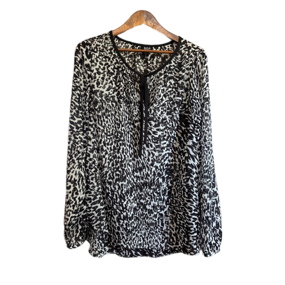 a.n.a Chiffon Blouse Womens XLT Black White Excellent‎ Animal Print Tie Neck Top
